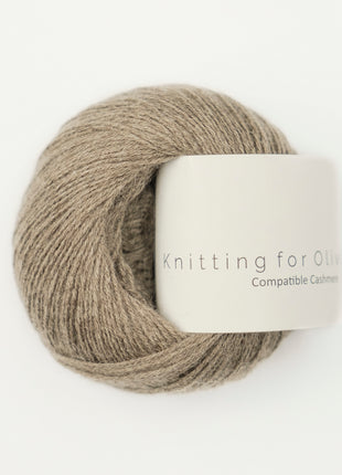 Knitting for Olive Compatible Cashmere